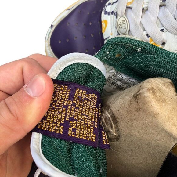 Vintage 2004 Nike Air Force 1 Low Mardi Gras Size 8.5 - Picture 7 of 16